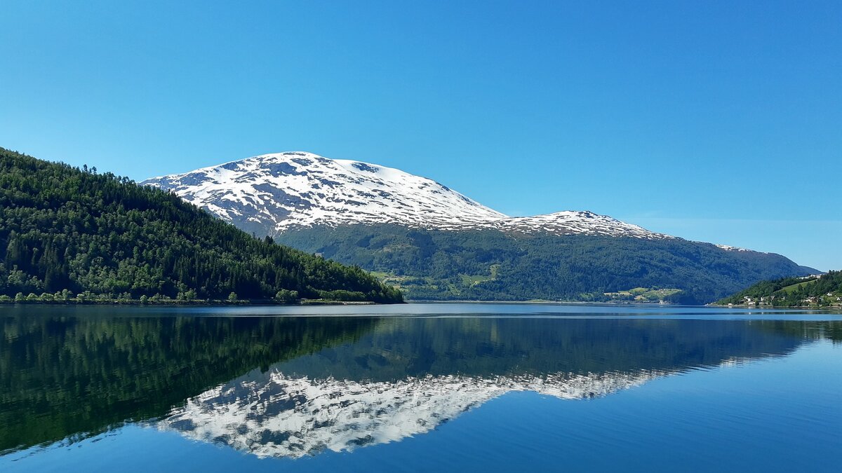 Умеренный климат и гористая местность