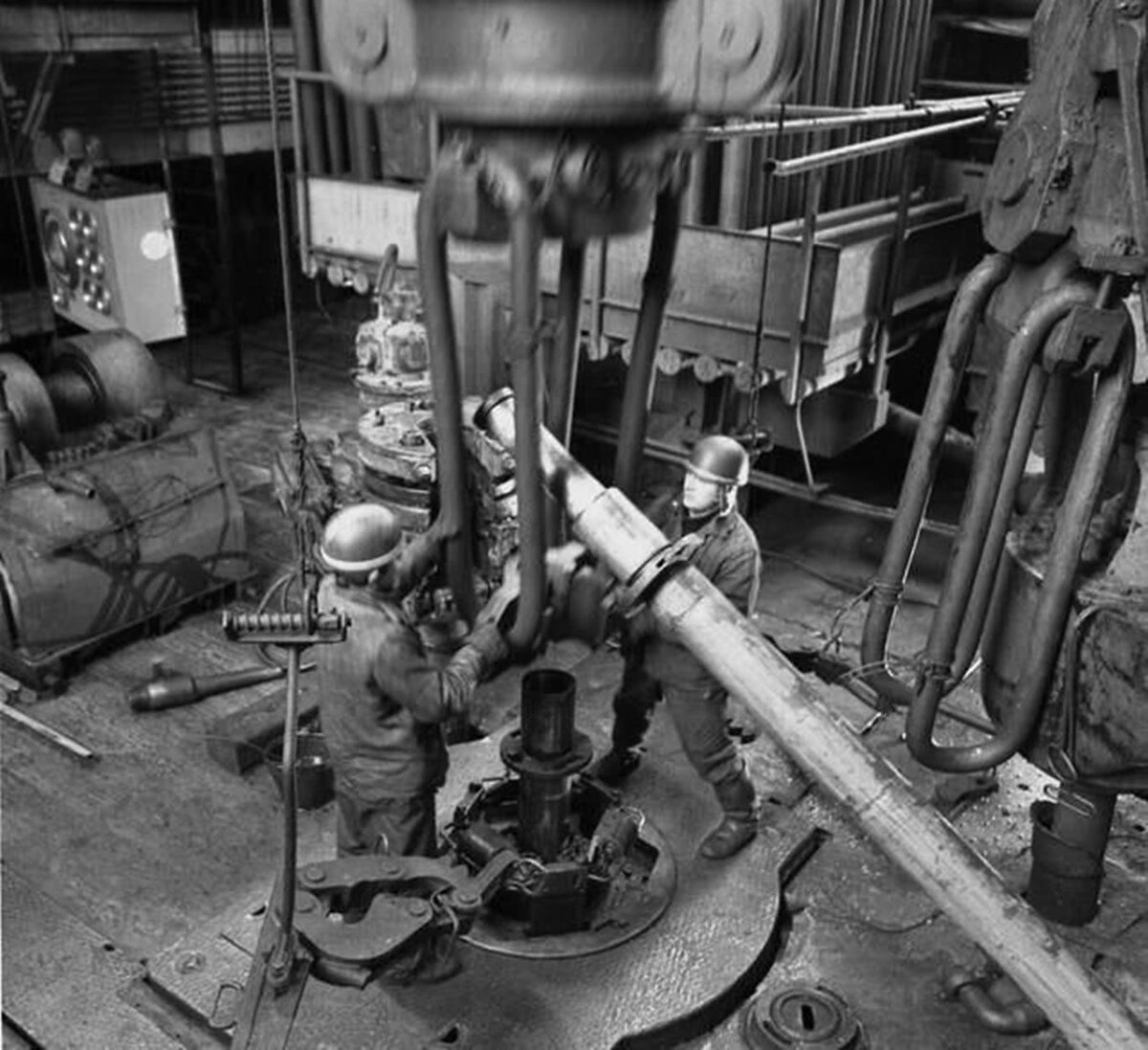 фильтр для абиссинской скважины чертежи. кольская экспериментальная опорная сверхглубокая скважина (сг-3). абиссинская скважина с обсадной трубой. скважина великие. опоки гейзер великоустюгский район.