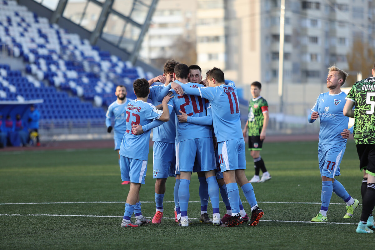 В последнем туре Велес одолел дома Нефтехимик, 3:1