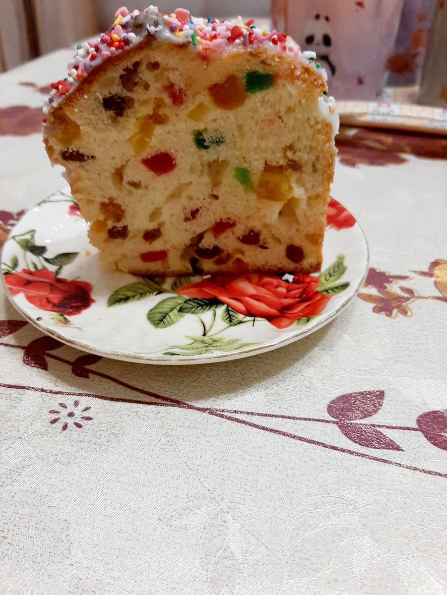 Кулич в разрезе