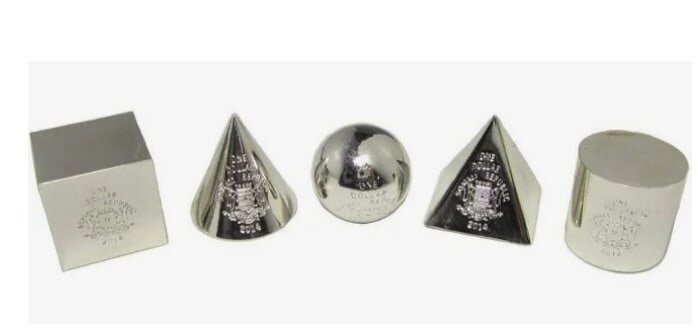 Геометрические монеты Сомали. Источник фото: Яндекс картинки.