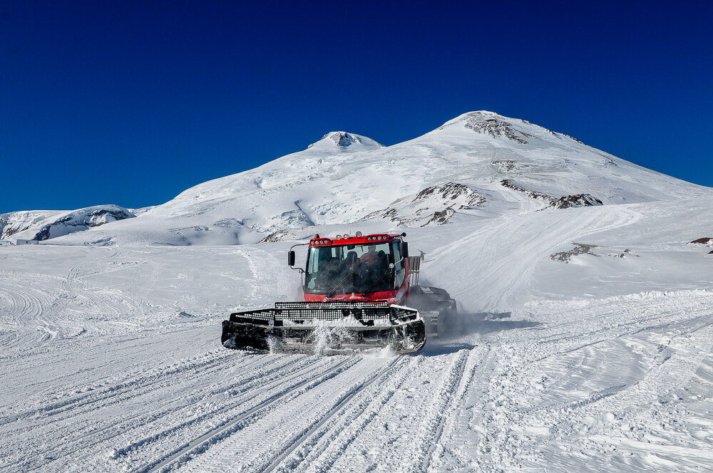 Эльбрус (5642м)