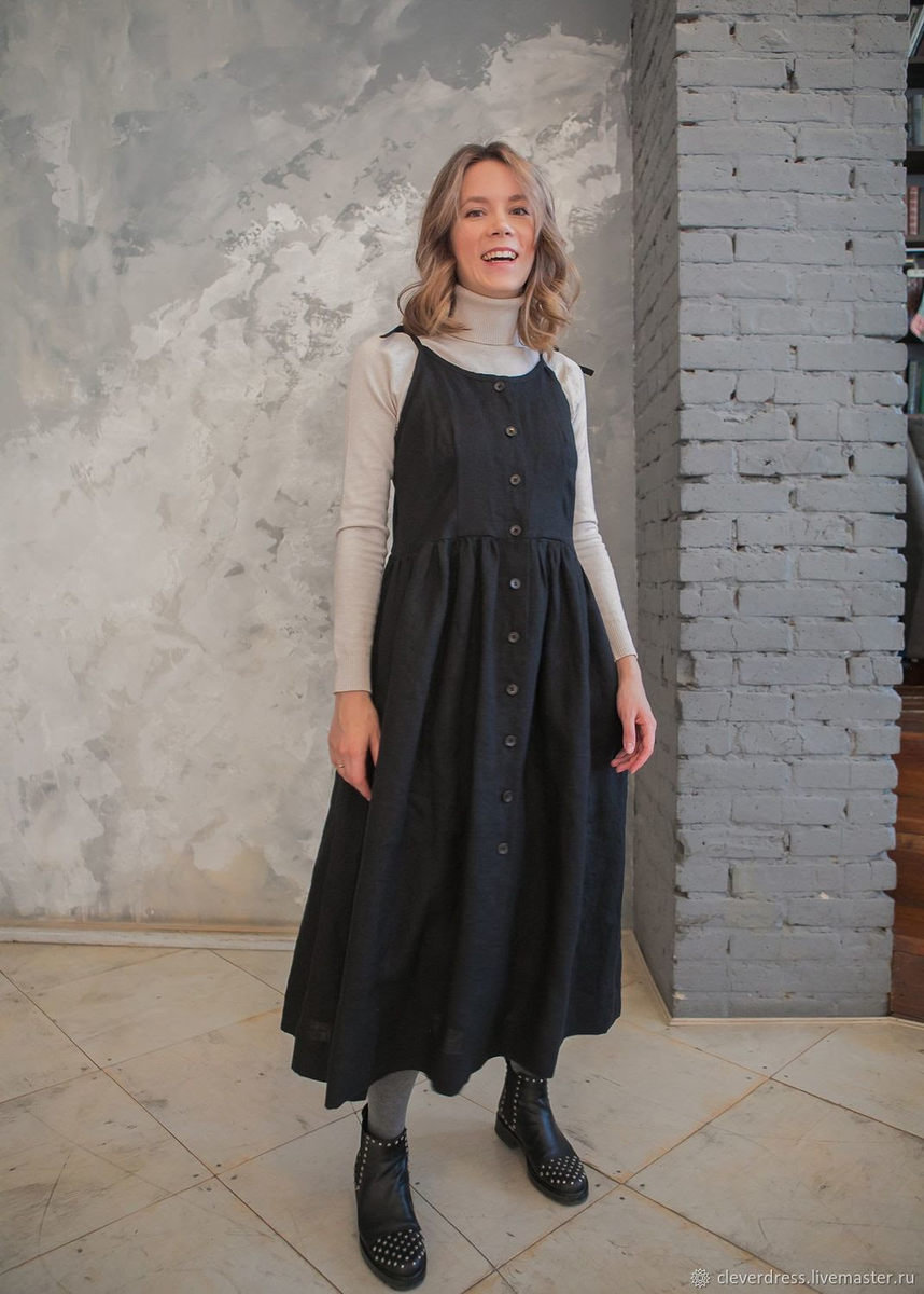 На фото: льняной сарафан, магазин CleverDress https://www.livemaster.ru/cleverdress