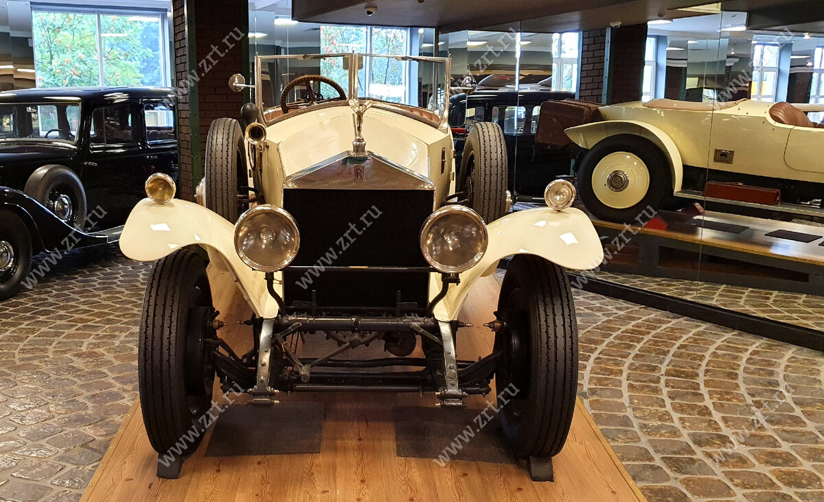 Ретро-автомобиль Rolls-Royce Silver Ghost, который стоит более 4 млн. евро,  встретили в Музее техники Вадима Задорожного | Записки Русской Туристки |  Дзен