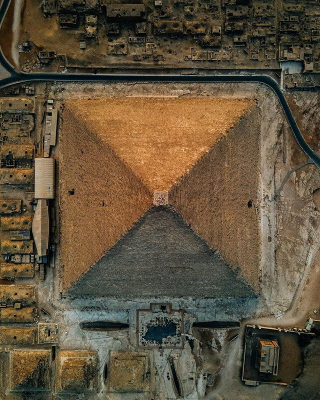 Источник: https://bugaga.ru/interesting/1146780970-zahvatyvajuschij-vid-s-drona-na-piramidu-heopsa.html