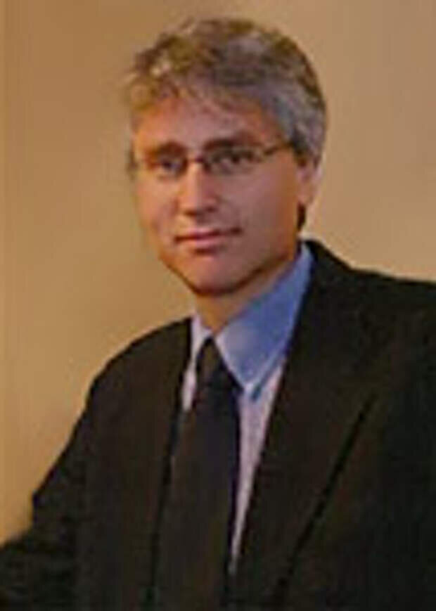 Автор: https://mt-smi.mirtesen.ru/blog/43183699277/Lihie-90-e.-Amerikantsyi-delyat-imuschestvo-Rossii