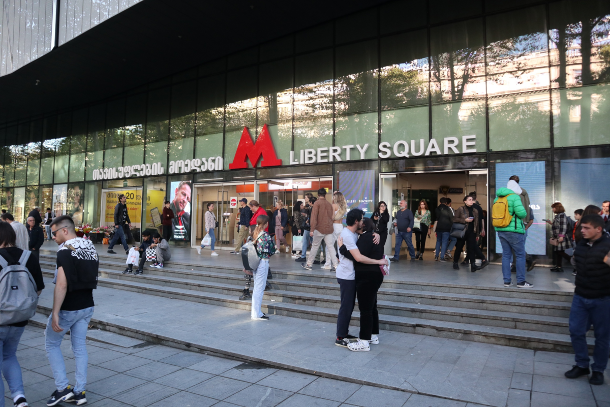 Москва большая грузинская метро. Тбилисский метрополитен. Метро Грузии. Грузинское метро Гдани.