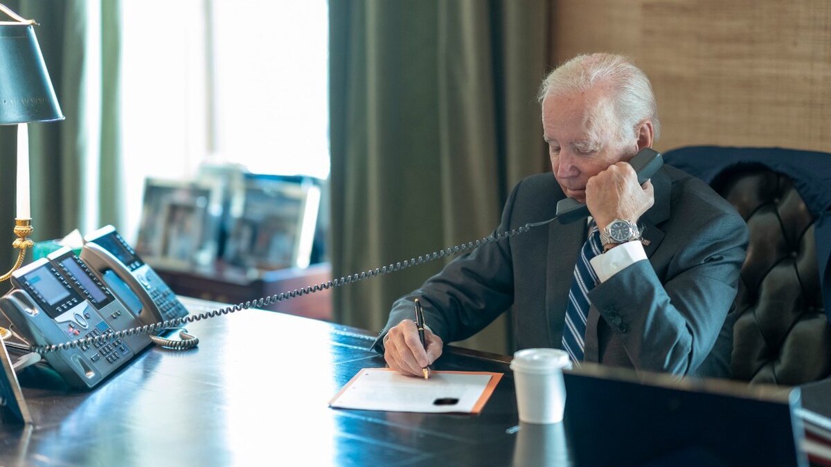 Фото: Official White House Photo by Adam Schultz