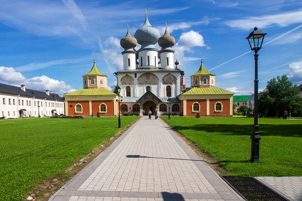 Главный собор монастыря, в котором и хранится знаменитая икона.