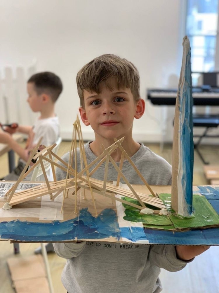    Как построить луна-парк из спагетти