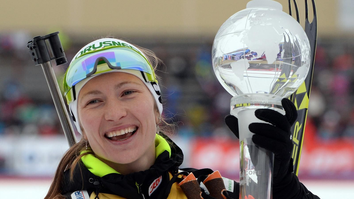 Дарья Домрачева, 4-х кратная Олимпийская Чемпионка по биатлону, обладательница Кубка Мира, 2-х кратная Чемпионка Мира