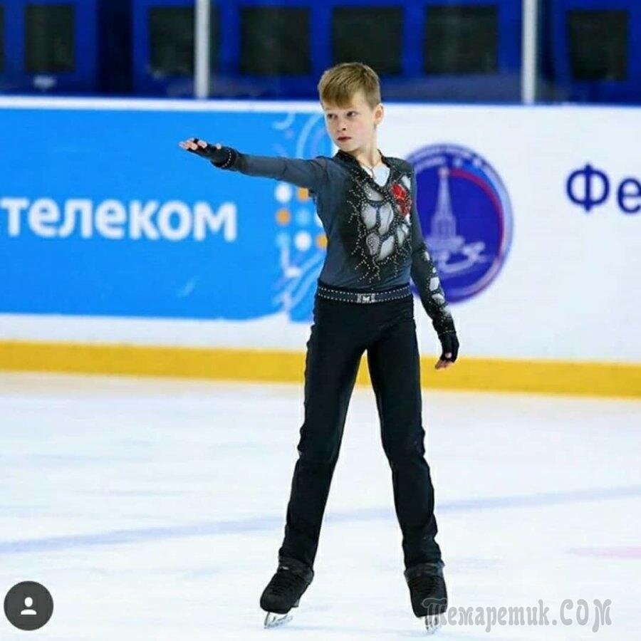 Произвольная программа юниоров. Софья акатьева фигуристка. Произвольная программа юниоров. Софья акатьева 2021. Софья акатьева гран при 2021.