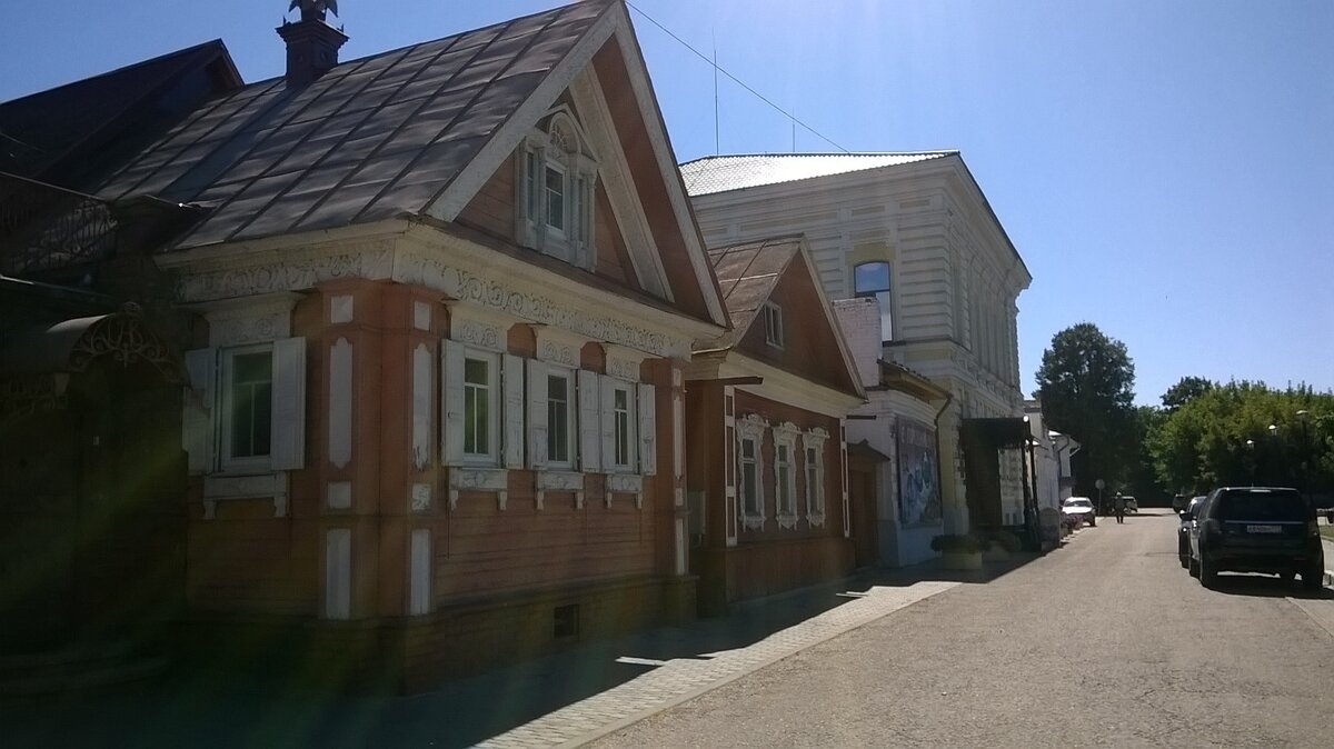 Городец. На набережной