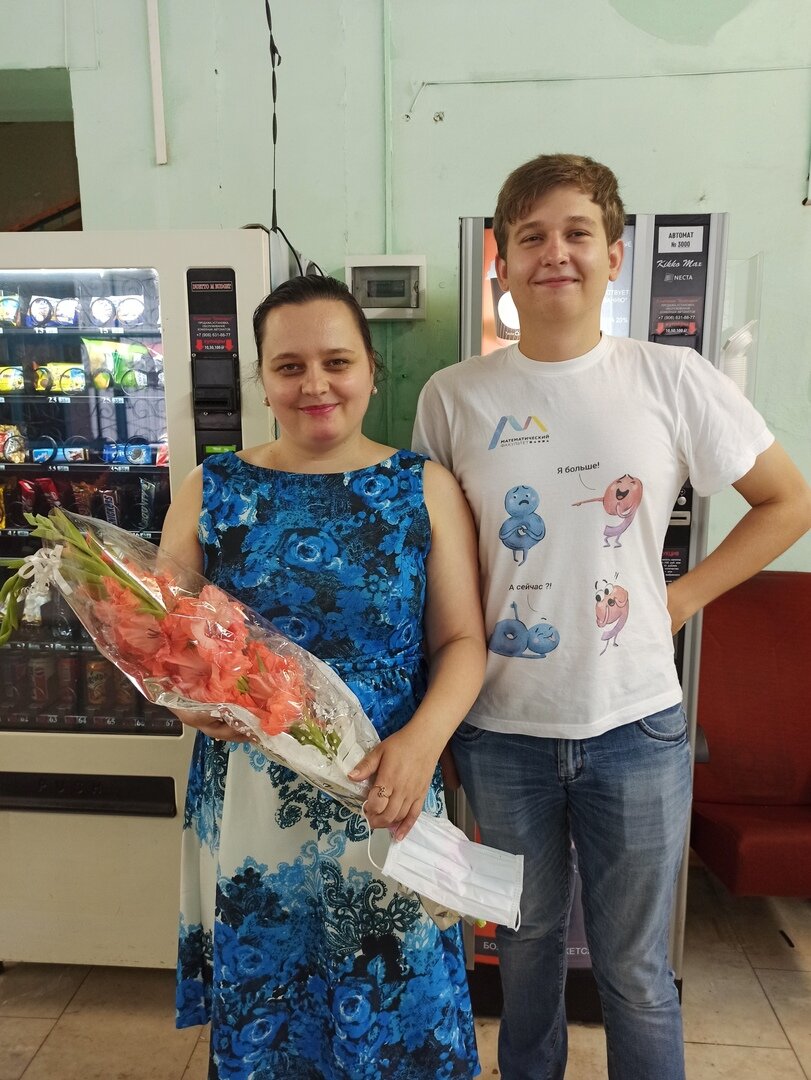 цветы от 3-го курса :)
