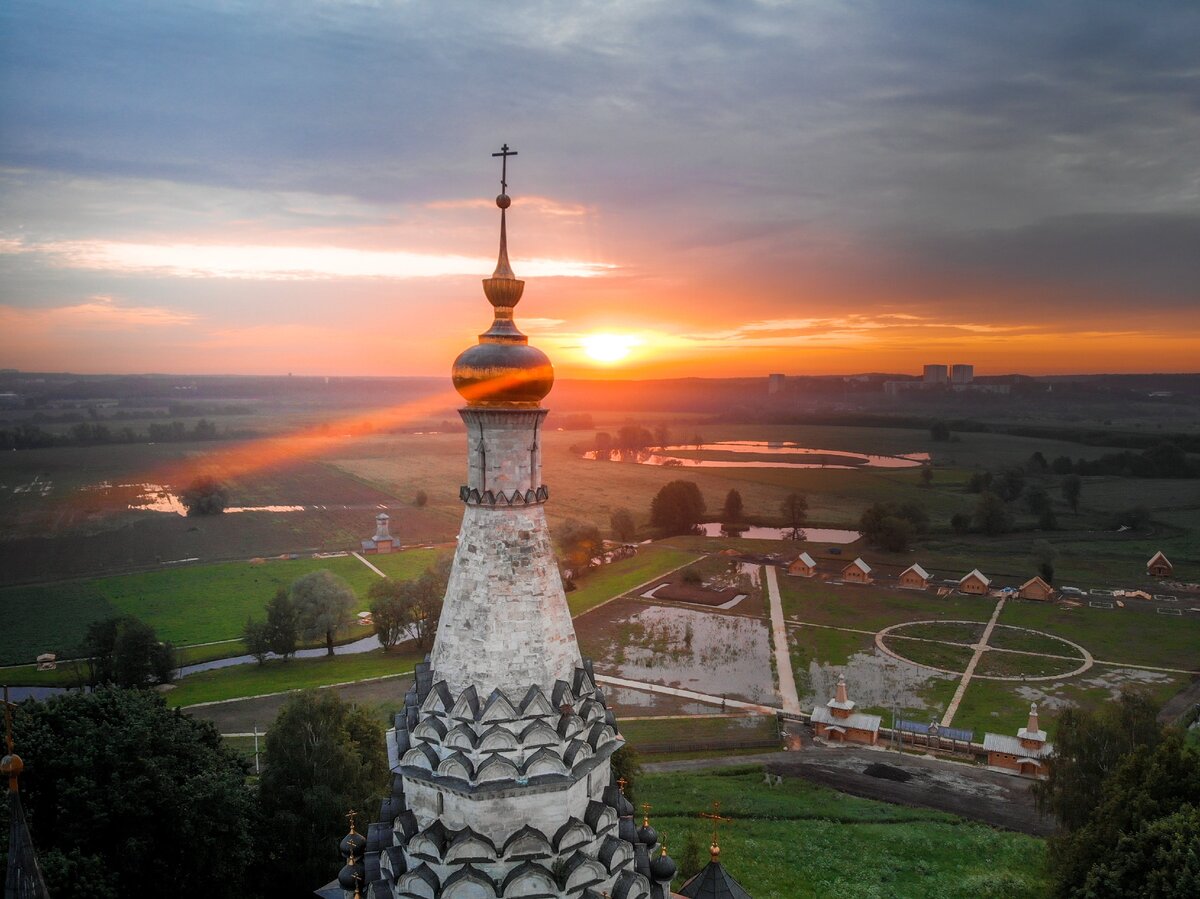 село остров храм преображения