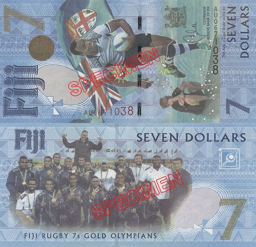 Первое, что бросается в глаза - нестандартный номинал банкноты