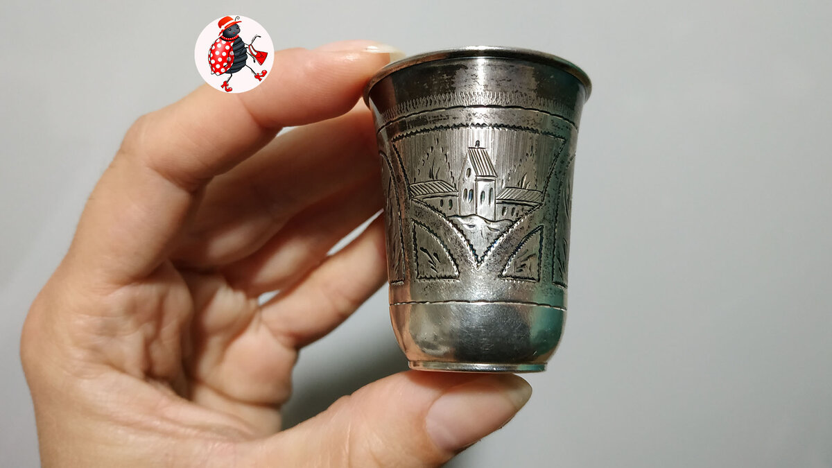 Вот тот самый стаканчик, который мне подарила свекровь!  Ставьте ей лайк!