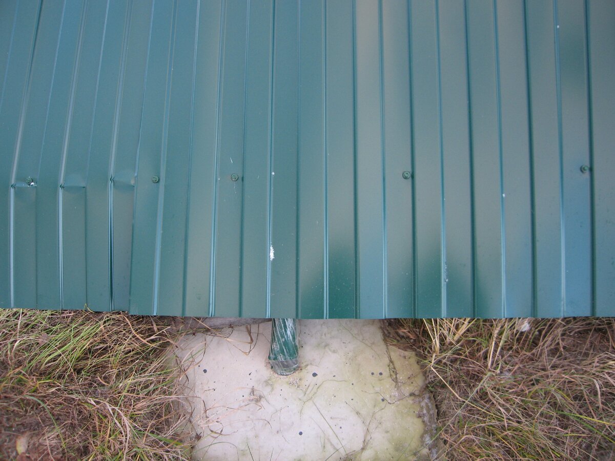 сломанный столб