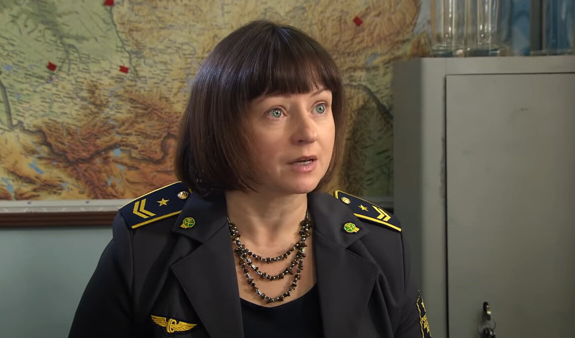 Евгения Добровольская в роли Альбины. Кадр из кинофильма "Прощание славянки", 2011 г., режиссер Владимир Янощук, Мария Сидаш, сценаристы Алексей Тагушев, Марианна Сокольская, композитор Евгений Скрипкин. Скриншот кадра для иллюстрации