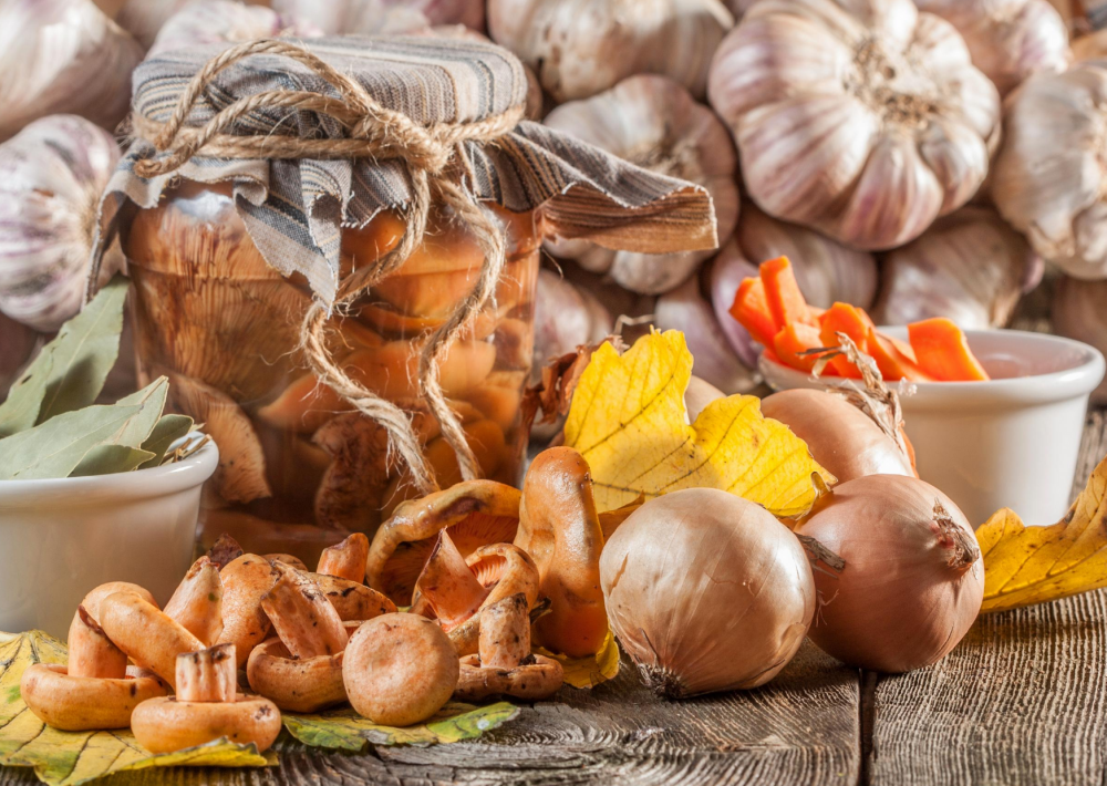 Пряные маринованные грибы 