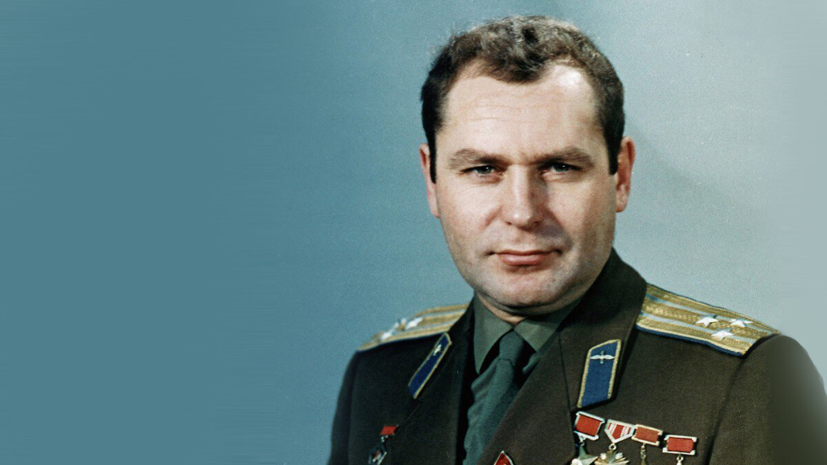 Герман Титов