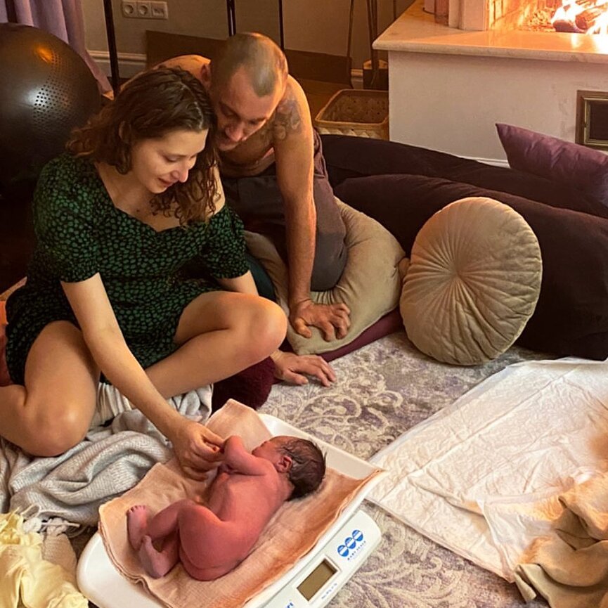 Юрий Бардаш с женой Елизаветой и дочкой Сарой ​
Фото: Instagram