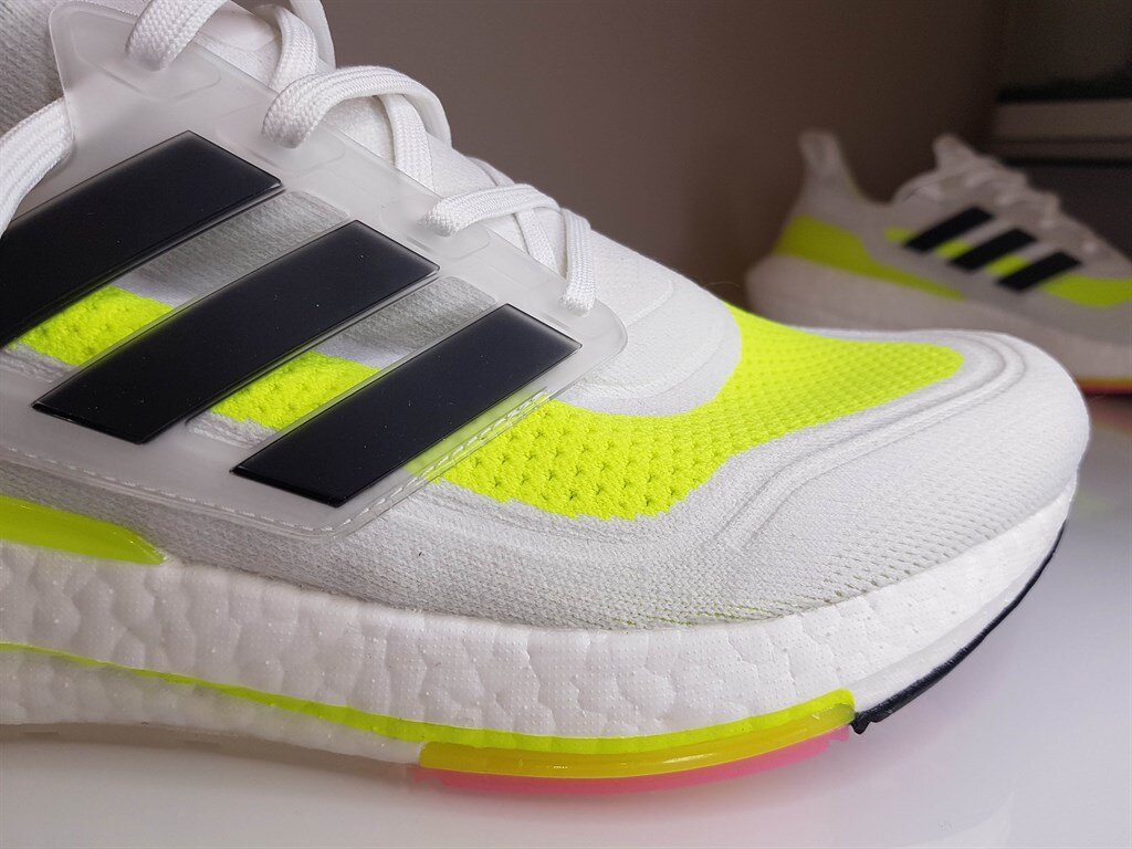 Ay3005 adidas
