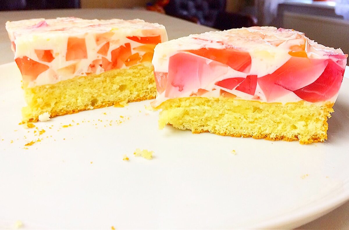 Бисквитный торт-суфле с малиновым желе, пошаговый рецепт на ккал, фото, ингредиенты - Natali