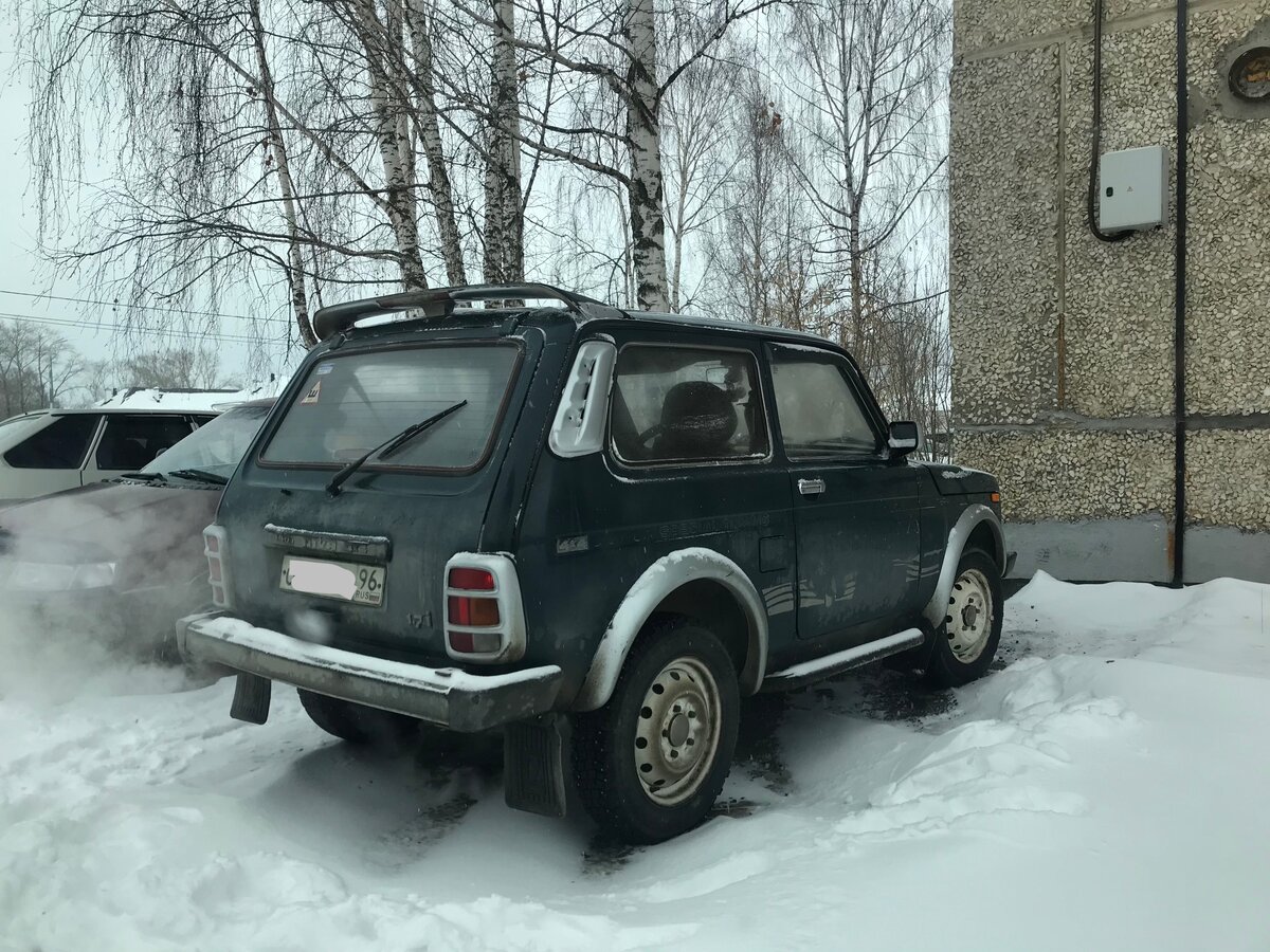 Естественно встречаются, но они далеко не "из салона" 