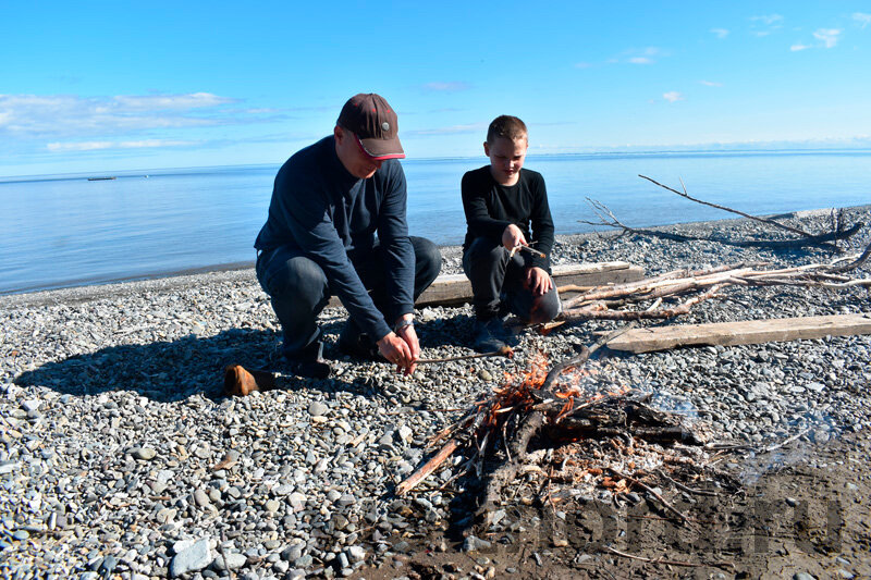 Костров за месяц путешествия мы наразводились вволю