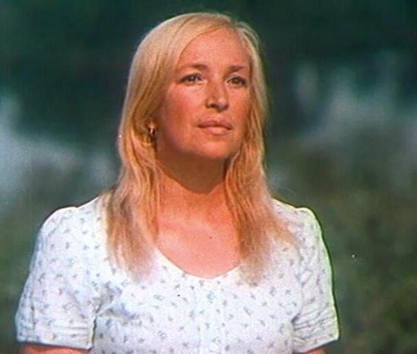 И это донская казачка??? (кадр из т/ф "Цыган")