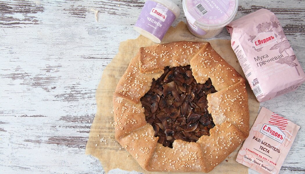 Для канала С.Пудовъ:  Рецепт: Легкая постная галета с грибами из гречневой муки без яиц, без масла