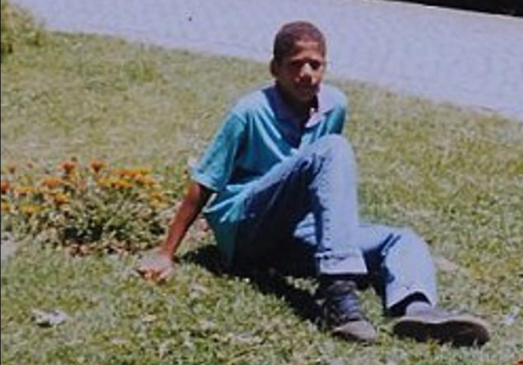 Бебе с самого раннего детства отличался спокойствием и трудолюбием.