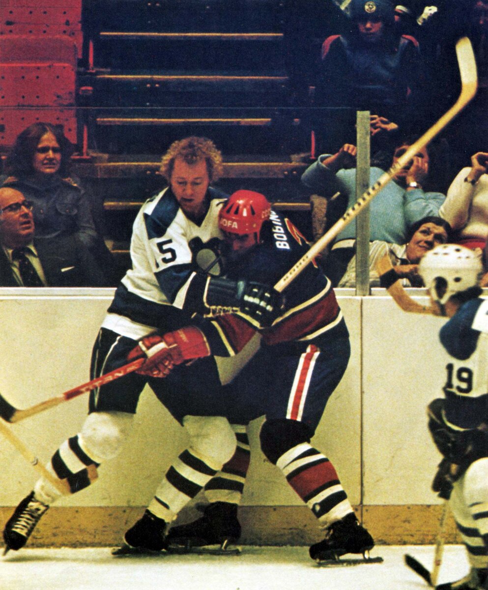 Изображение с Яндекс.Картинки ("Крылышки" против "Питтсбург Пингвинз")