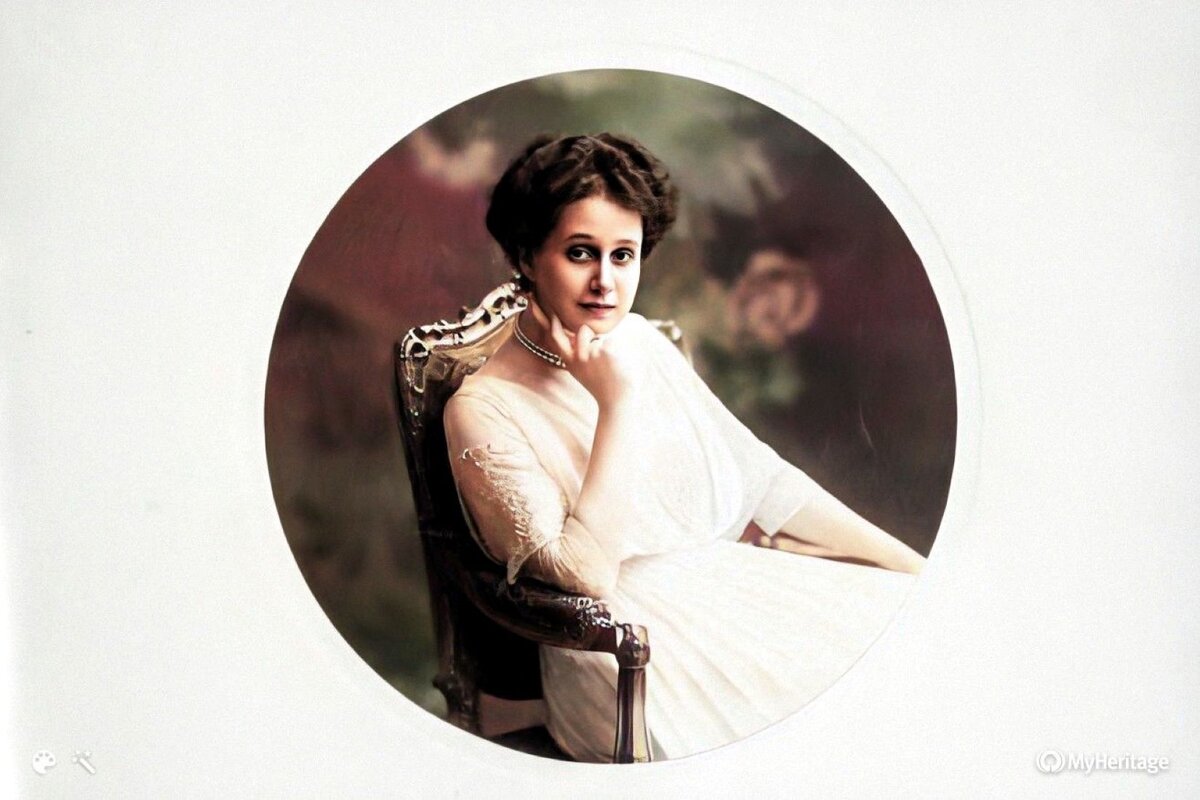 Наталья Сергеевна Брасова (Шереметьевская). Фотография Г.В. Трунова. 1910-е гг. Государственный исторический музей, Москва. Цвет: MyHeritage.com 