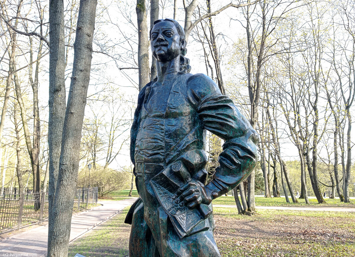 Памятник Петру I в Коломенском, скульптор Г. Франгулян. Москва. Фото автора статьи (ещё 1 фото)