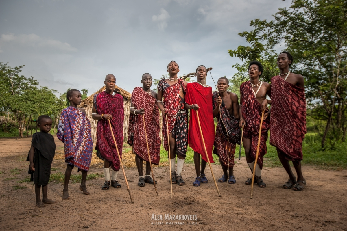 Армия по-масайски: матери отправляют детей в лес на 3 месяца после ...