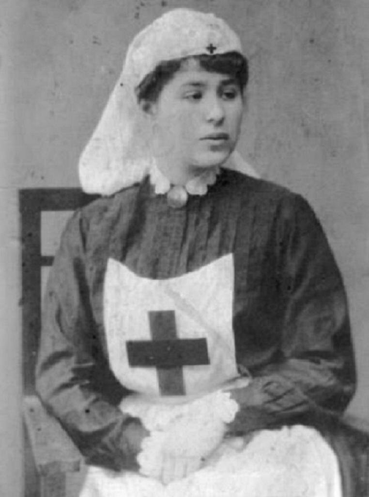 Сестра милосердия Наталья Львова, якобы кремлевская ведьма, работавшая на Сталина. Источник фото: https://fb.ru/post/history/2019/2/25/62654