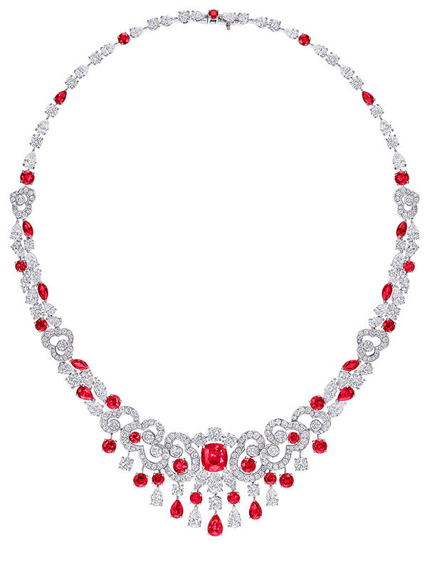 Колье Graff Nuage из белого золота с рубинами и бриллиантами