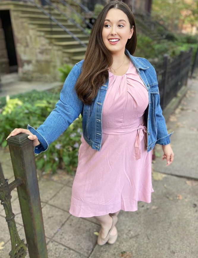 Джонна Капоне. Источник: https://www.instagram.com/curvy_capone/?hl=ru