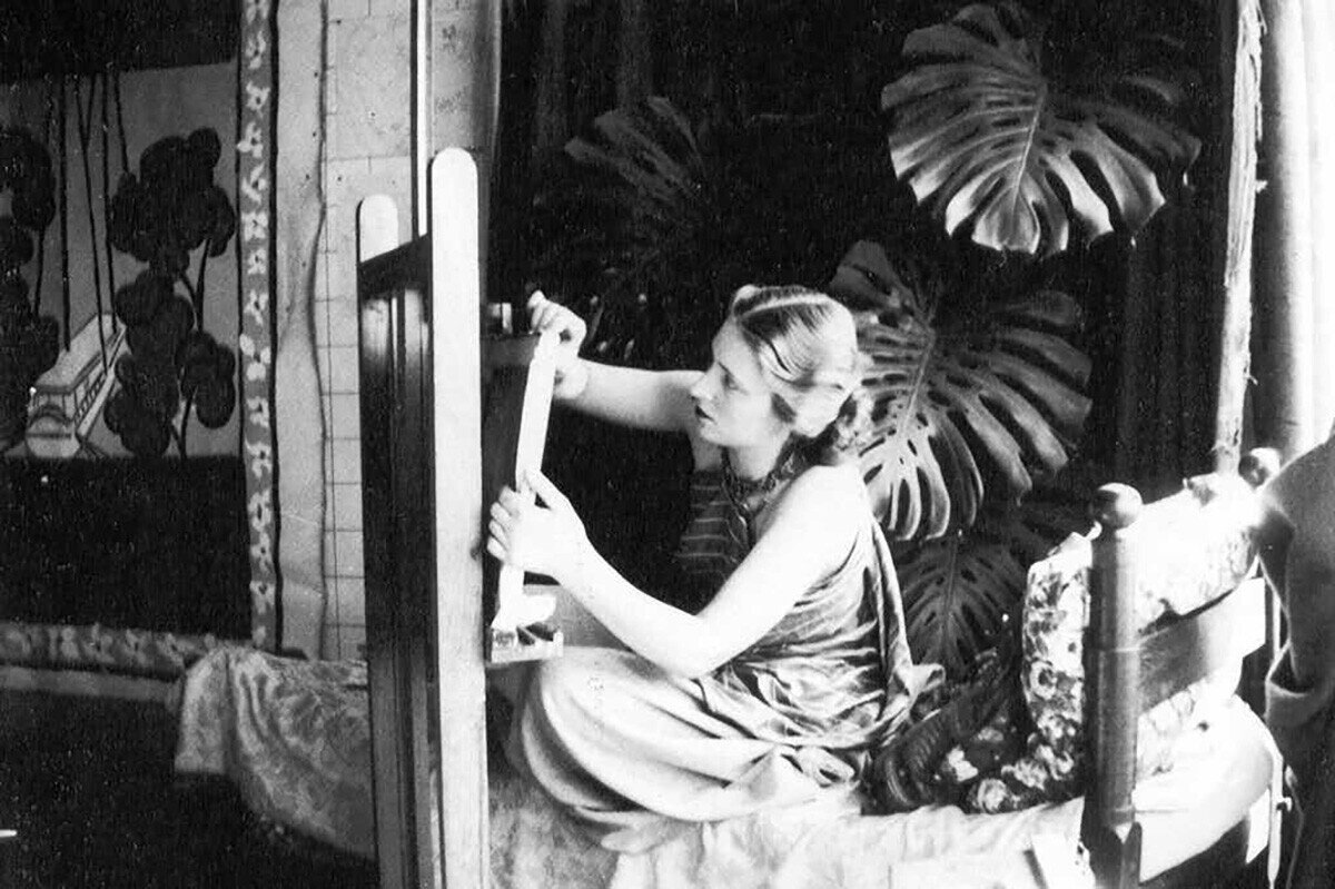 Делекторская за работой. Архив Анри Матисса