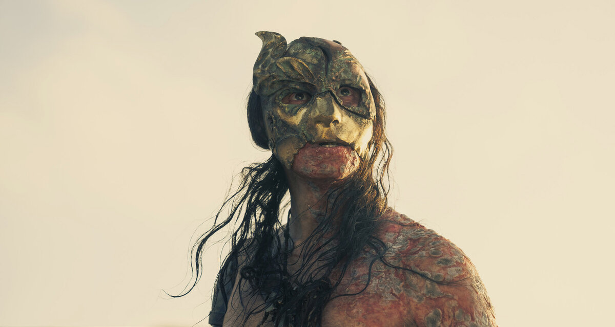 Кормилец Крабов. Источник watchersonthewall.com