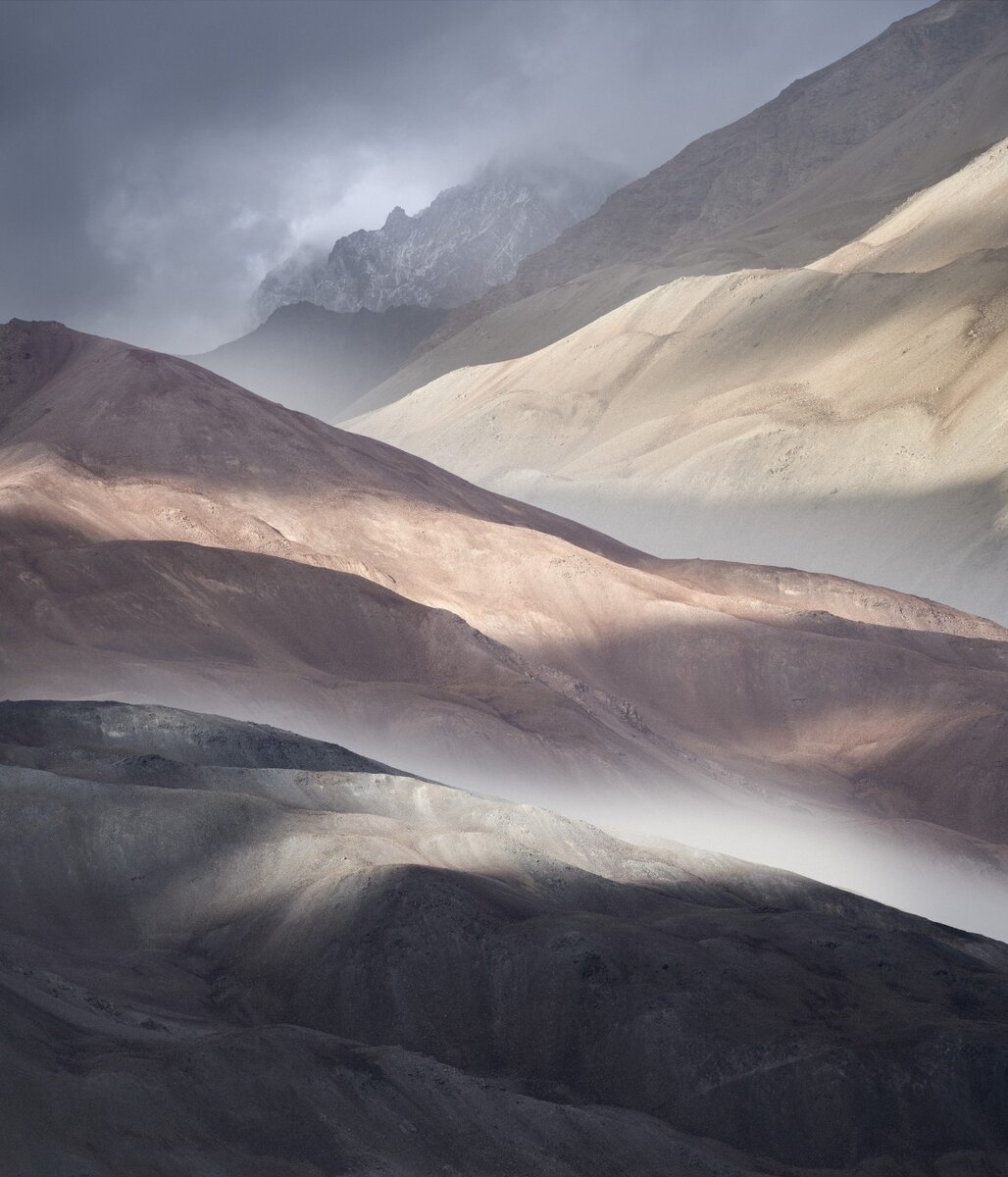  Benjamin Briones Grandi ()  .   | The International Landscape Photographer of the Year 2022
