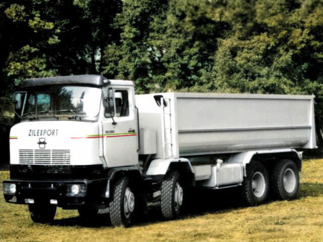 Все черно-белые фотографии в статье раскрашены мной (c) zen.yandex.ru/trucksplanet