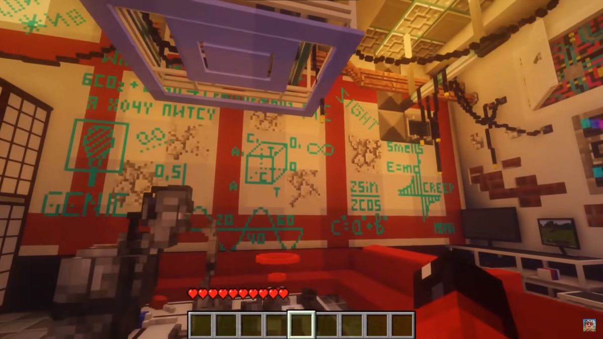 2/6 фотография, это изрисованные стены в доме Криптокипера!