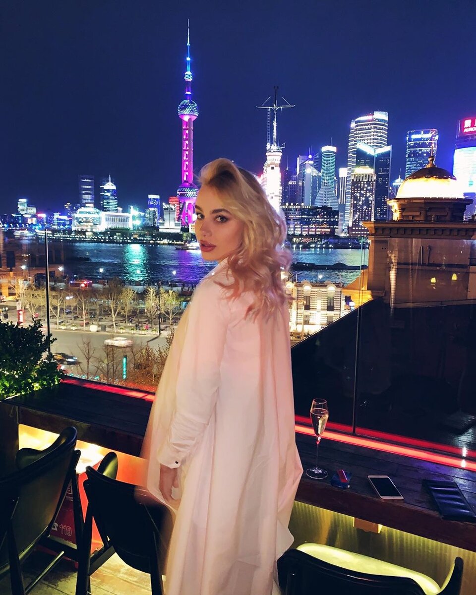 instagram.com/milanarom