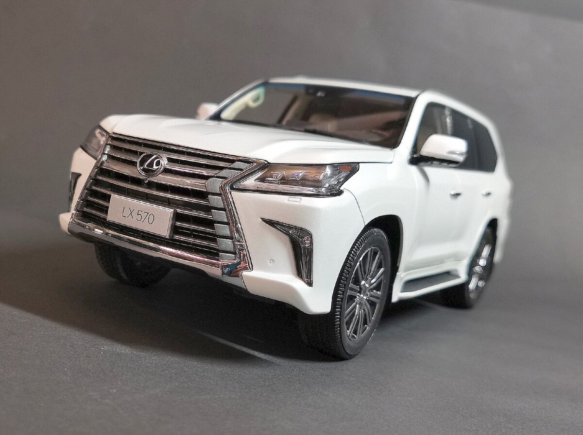 Lexus LX570 2017 №08955Q