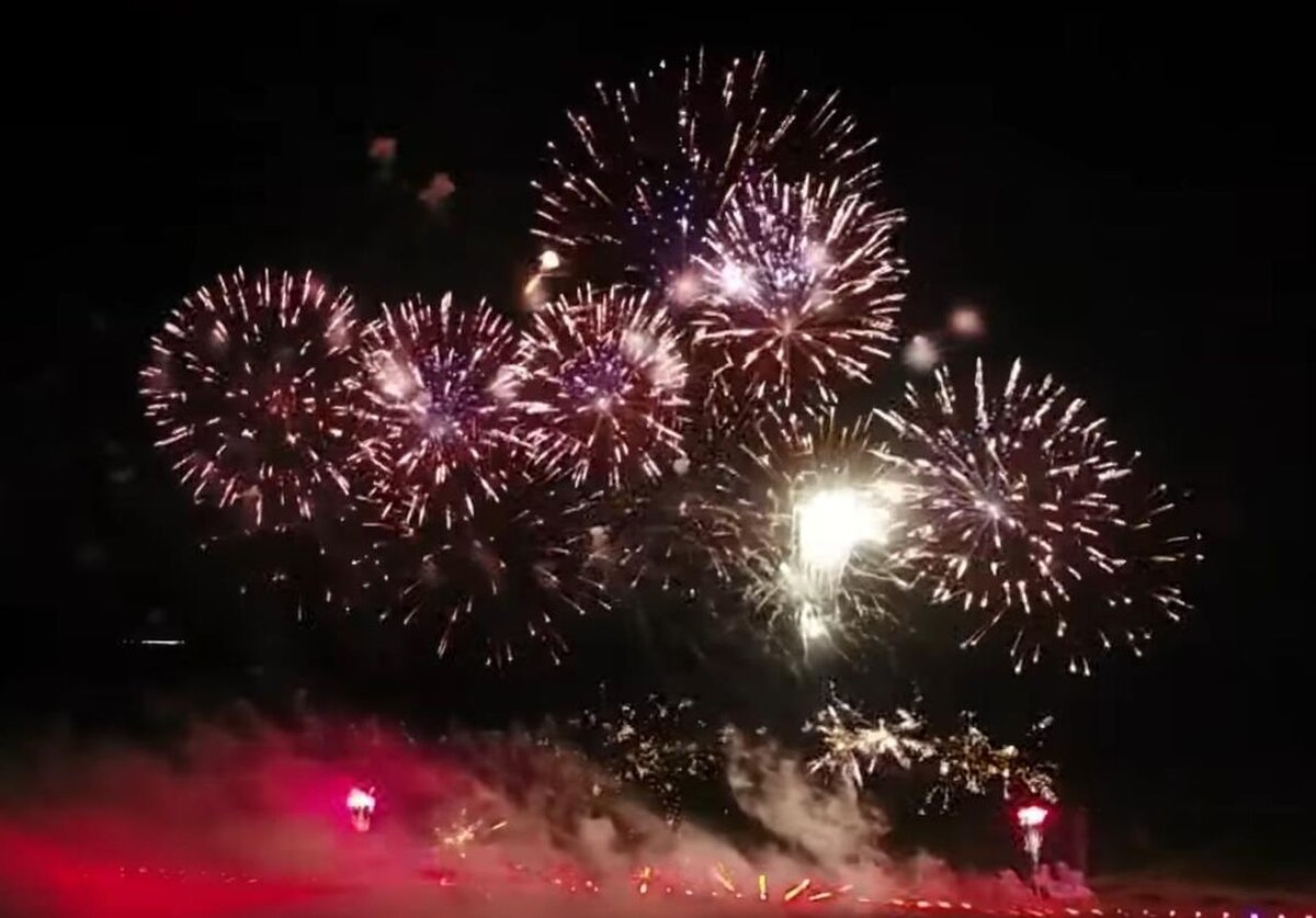 Фестиваль фейерверков «Ростех 2020». Кадр из трансляции.