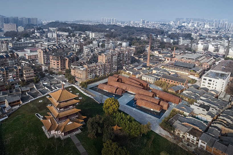 Jingdezhen Imperial Kiln Museum. Архитекторы – Studio Zhu Pei. Фото by schran image/ designboom.com
