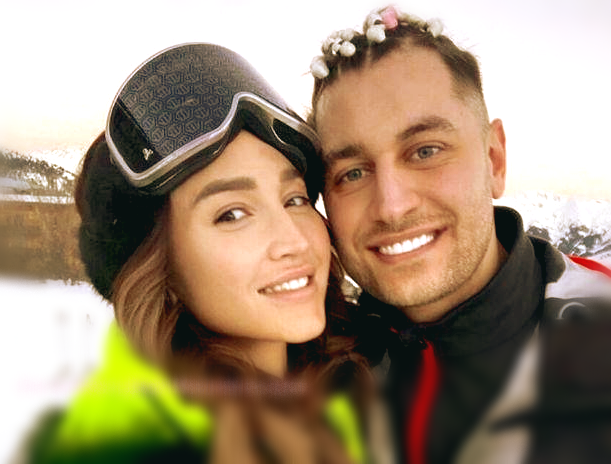 Совсем недавно пара отмечала 14 месяцев отношений.